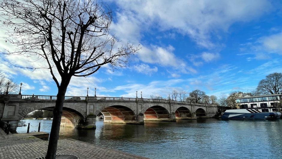 A clear day on the Thames Path with  historic London bridge
